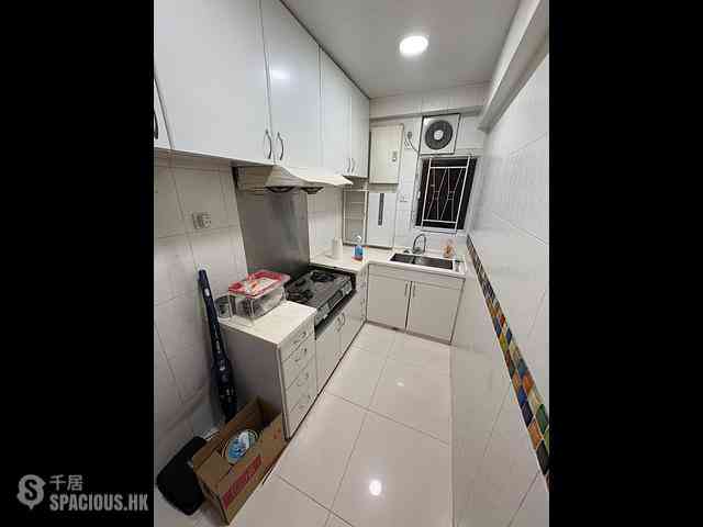 Sai Ying Pun - Rhine Court Block B 03