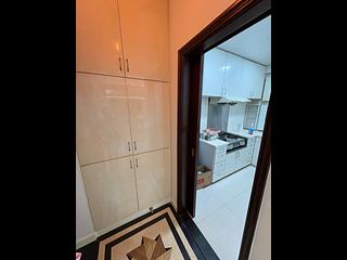 Sai Ying Pun - Rhine Court Block B 04