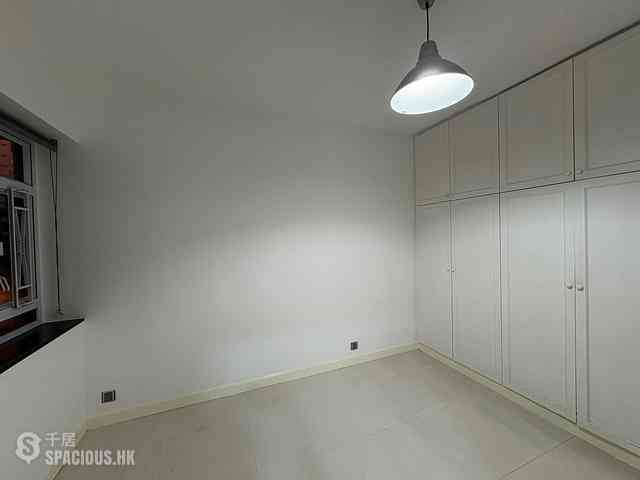 Sai Ying Pun - Rhine Court Block B 11