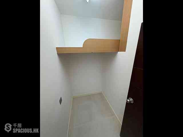 Sai Ying Pun - Rhine Court Block B 15