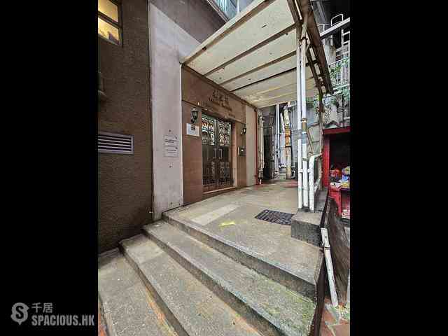 Wan Chai - Vincent Mansion High Block 02