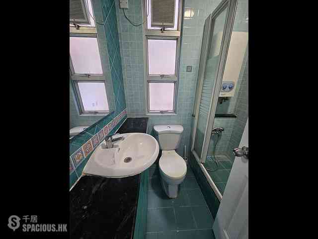 Wan Chai - Vincent Mansion High Block 10