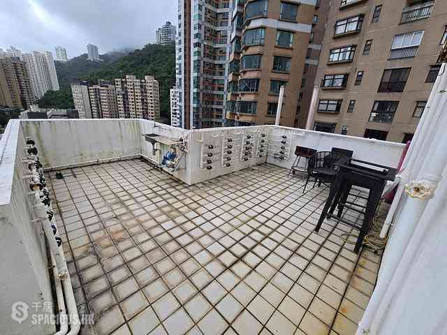 Wan Chai - Vincent Mansion High Block 12