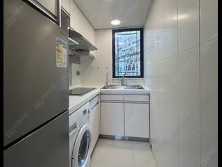 Mid Levels West - Wilton Place 07
