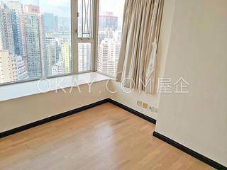 Sai Ying Pun - Centre Place 08