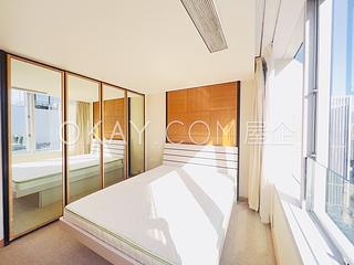 Wan Chai - Convention Plaza Apartments 02