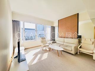 Wan Chai - Convention Plaza Apartments 04