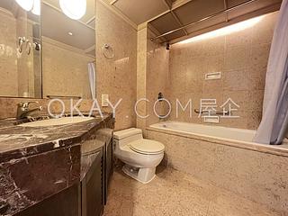Wan Chai - Convention Plaza Apartments 06