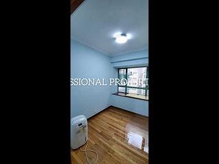 Mid Levels Central - Goldwin Heights 03