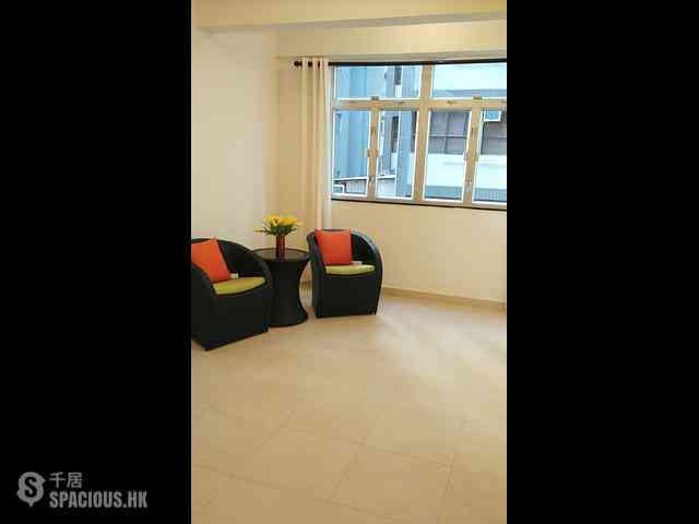 Wan Chai - Shu Fat Building 06