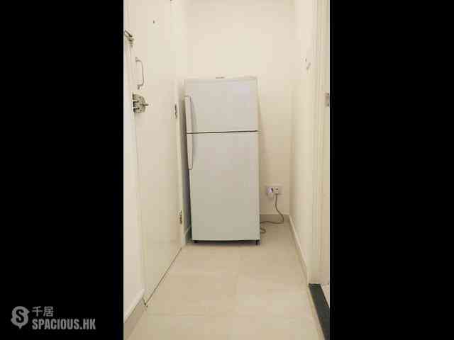 Wan Chai - Shu Fat Building 12