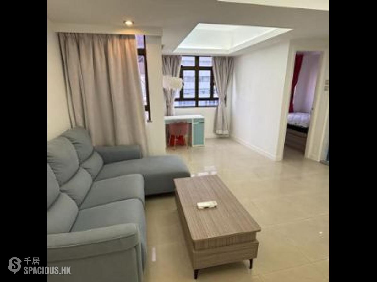 Wan Chai - Chiu Hin Mansion 01