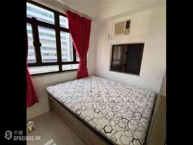 Wan Chai - Chiu Hin Mansion 02