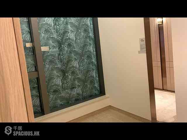 Sai Ying Pun - Upper Manor 01