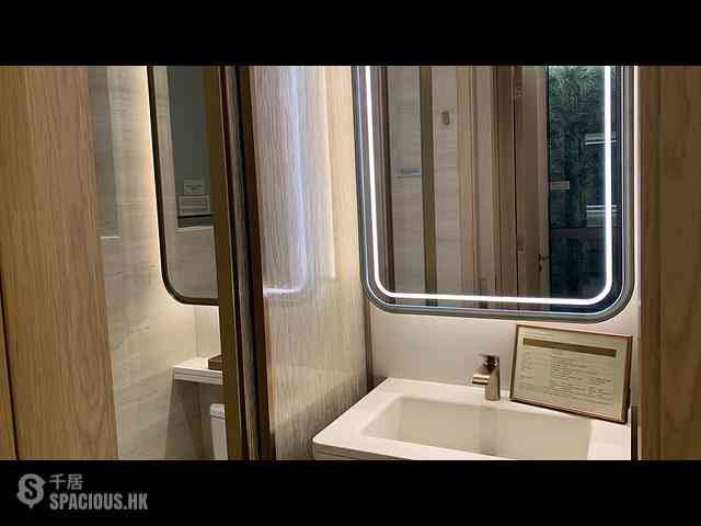 Sai Ying Pun - Upper Manor 05