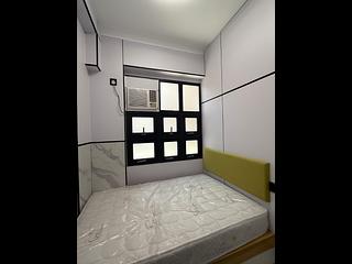 Tsim Sha Tsui - Ocean View Court 02