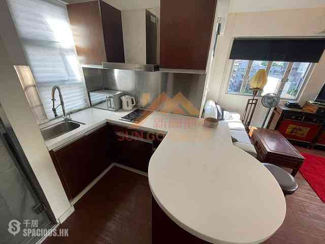 Sai Ying Pun - 168-172, Third Street 06