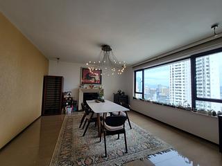 Mid Levels Central - Chung Tak Mansion 04