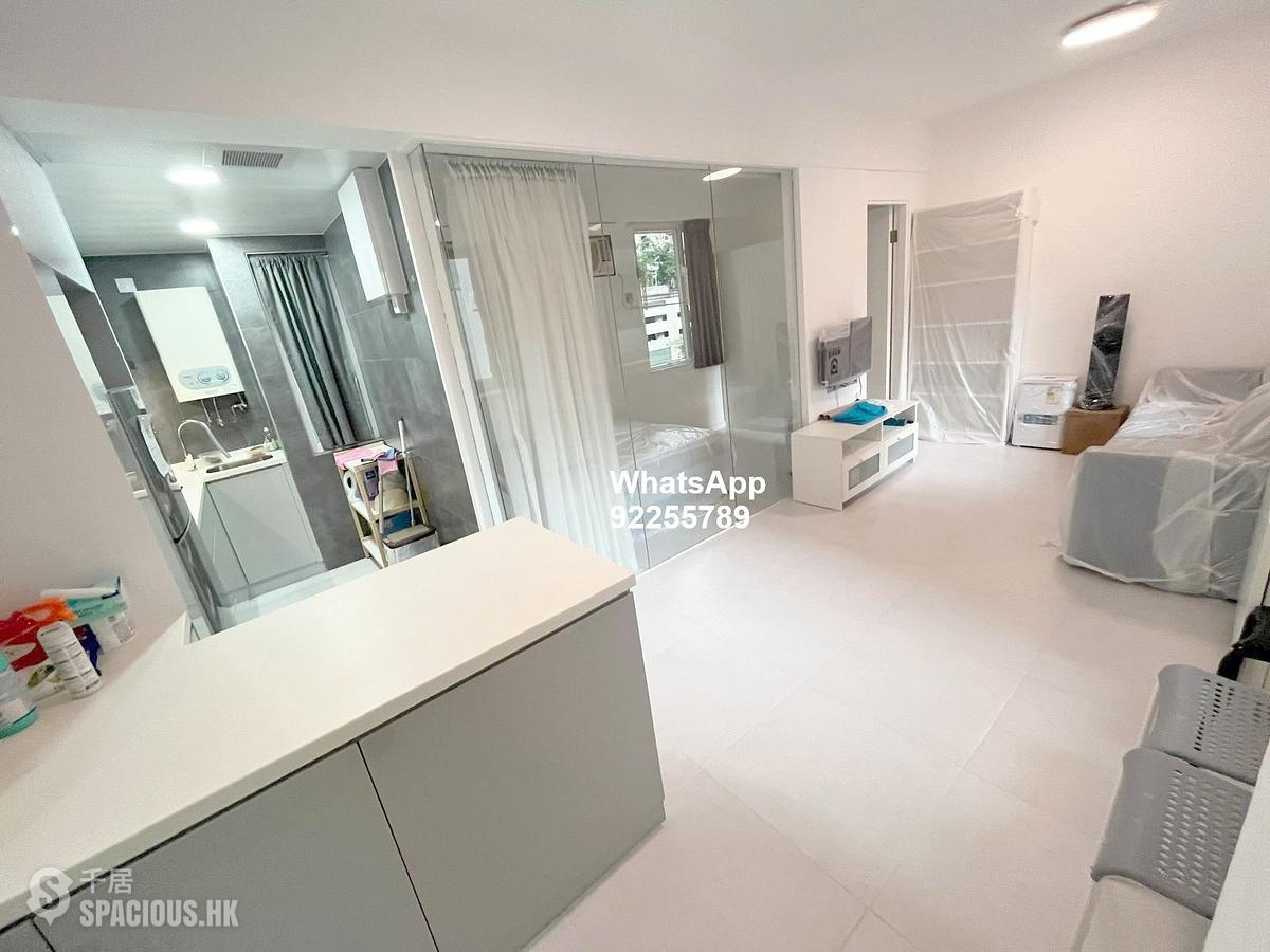 Mid Levels Central - Woodland Court 01