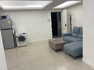 Wan Chai - Chiu Hin Mansion 02