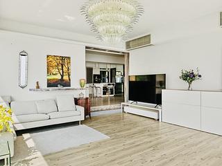 Repulse Bay - Splendour Villa 02