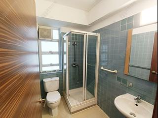 Mid Levels Central - Pine Court 09
