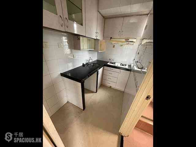 Sai Ying Pun - Western Garden Ivy Tower (Block 2) 06