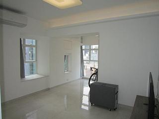 Wan Chai - Manrich Court 02