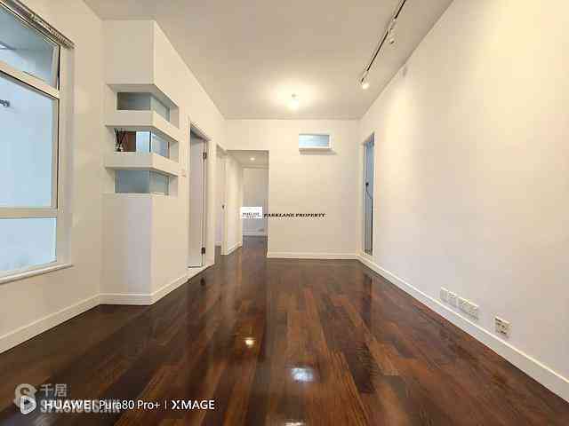 Tai Po - Mountain View Court 01