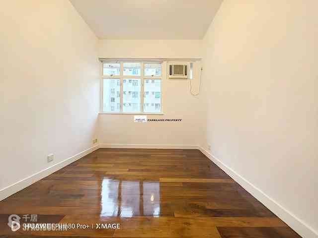Tai Po - Mountain View Court 08
