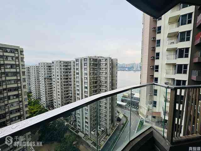Sai Wan Ho - Grand Promenade 01