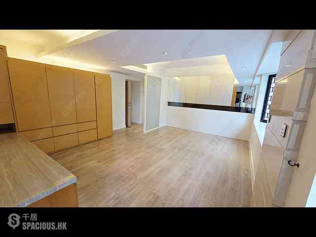 Mid Levels Central - Estoril Court Block 3 09