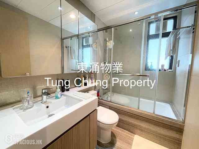 Tung Chung - The Visionary Tower 3 10