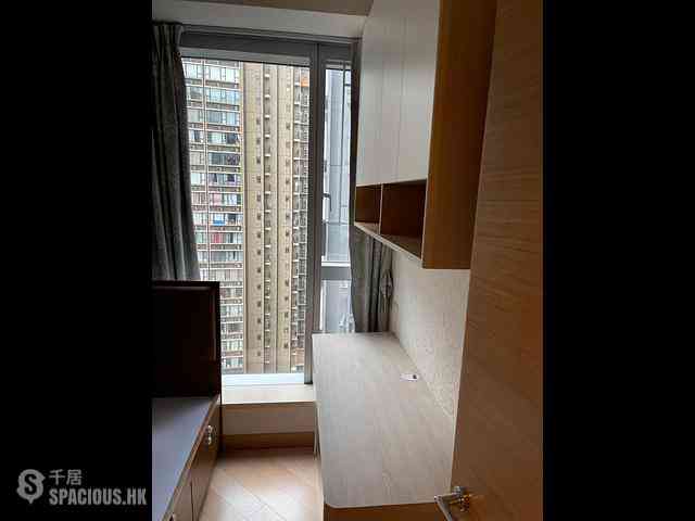 Tung Chung - Century Link Phase 1 Tower 3A 05
