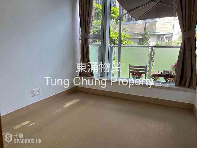 Tung Chung - Century Link Phase 1 Tower 6B 08