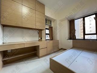 Mid Levels Central - Robinson Heights Block 2 04
