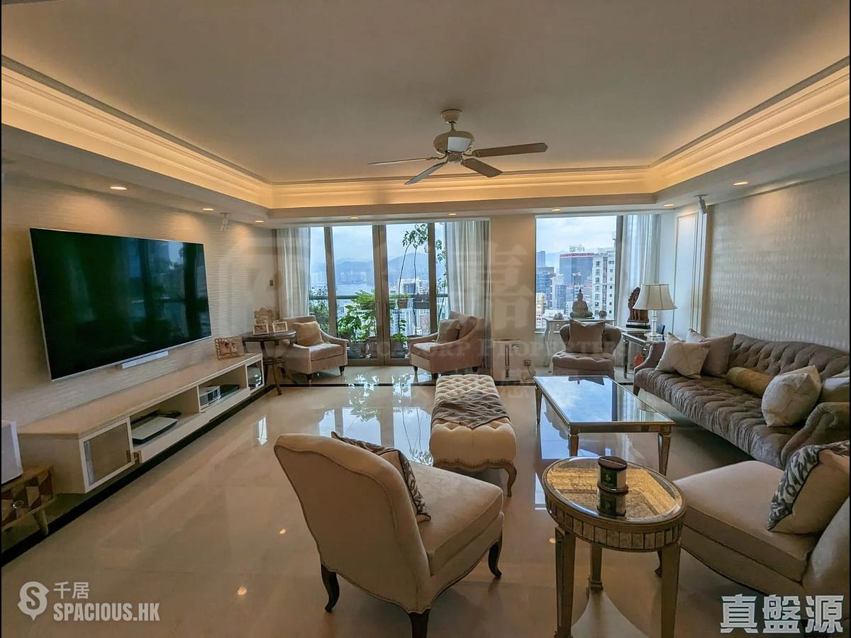 Mid Levels West - Hong Kong Garden 01