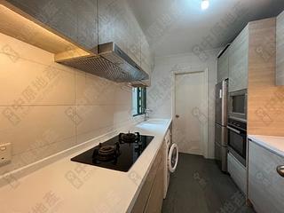 Mid Levels Central - Robinson Place 02