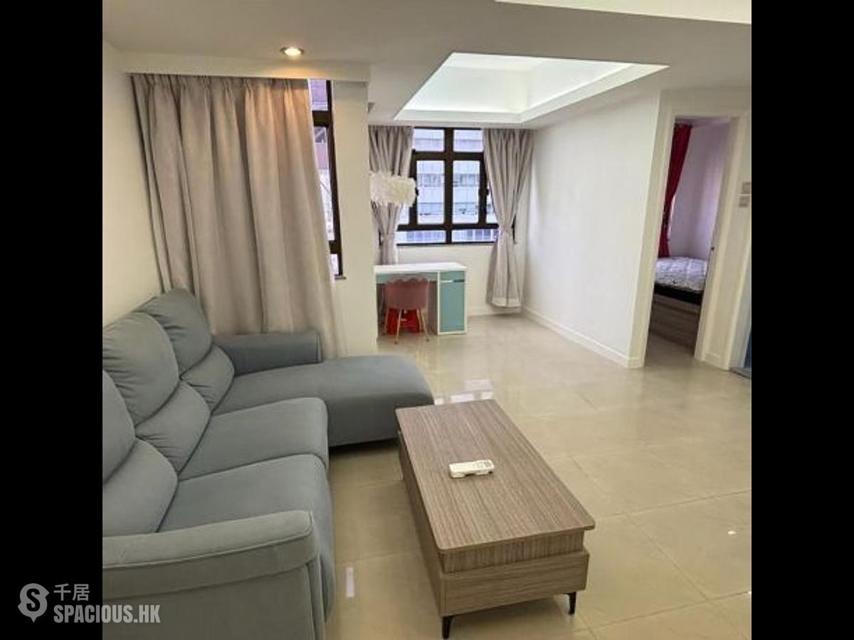Wan Chai - Chiu Hin Mansion 01