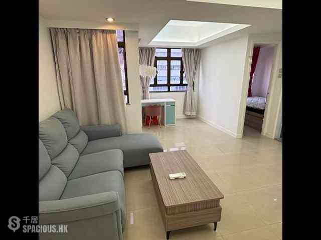 Wan Chai - Chiu Hin Mansion 01