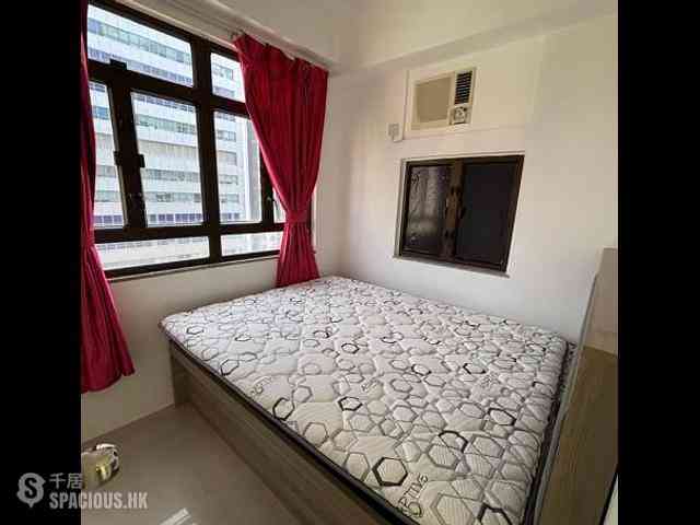 Wan Chai - Chiu Hin Mansion 02