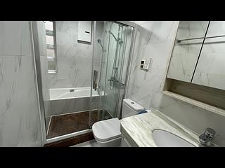 Mid Levels Central - Best View Court Block 66, Macdonnell Road 07