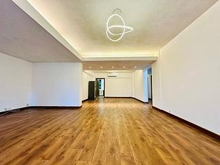 Mid Levels Central - Pine Court 05
