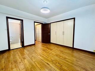 Mid Levels Central - Pine Court 14