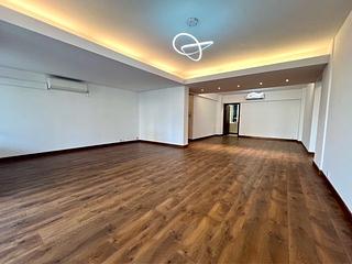 Mid Levels Central - Pine Court 04
