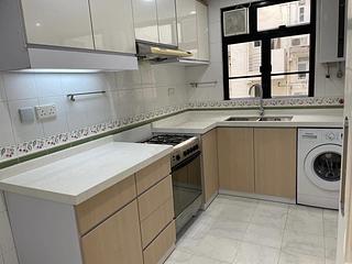 Mid Levels West - Realty Gardens Rome Court (Block 4) Rome Court 03