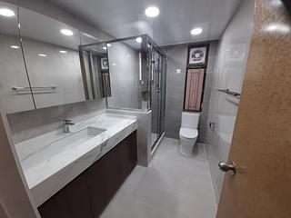 Mid Levels Central - Right Mansion 11