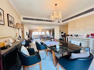 Mid Levels Central - Garden Terrace 02