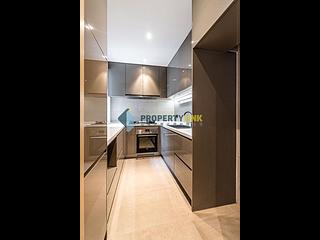 Mid Levels Central - Excelsior Court 16