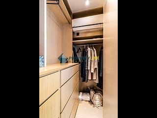 Mid Levels Central - Excelsior Court 06